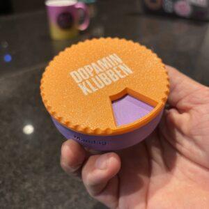 Dopa-style pilleæske